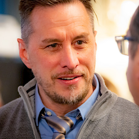 Dr. med. Alec Cikes, Clinique de Genolier, Genolier