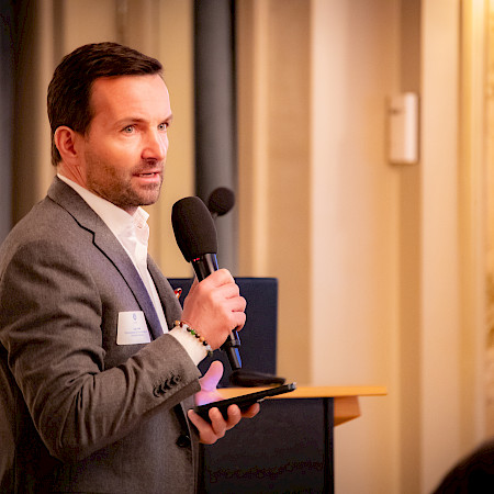 Dr. med. Ivan Tami, Clinica Ars Medica, Gravesano