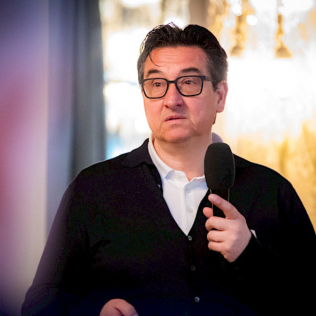 Dr. med. Fabrizio Moro, Schulthess Klinik, Zürich