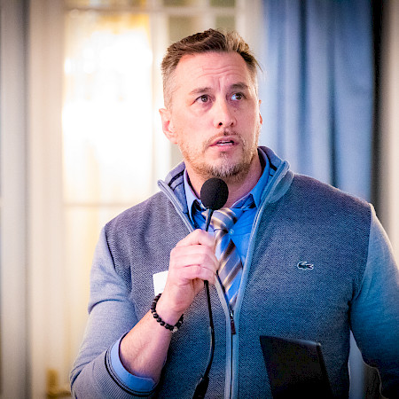 Dr. med. Alec Cikes, Clinique de Genolier, Genolier