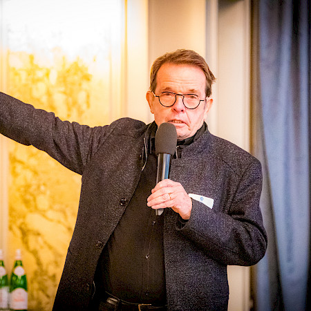 Dr. med. Philippe Glasson, Clinique de Genolier, Genolier | Vice Chairman of the Board of Directors, Swiss Medical Network