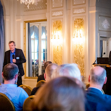 Dr. med. Lukas Schatzmann, Privatklinik Villa im Park, Rothrist