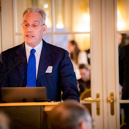 Prof. Dr. med. Matteo Denti, Clinica Ars Medica, Gravesano