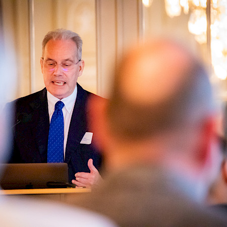 Prof. Dr. med. Matteo Denti, Clinica Ars Medica, Gravesano