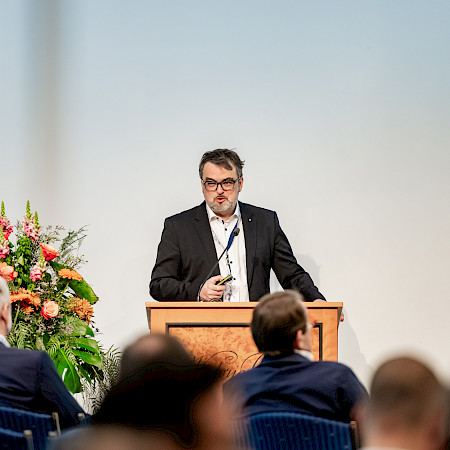 Dr. Jean-Marie Schnyder, Chief Medical Officer, Luzerner Höhenklinik Montana