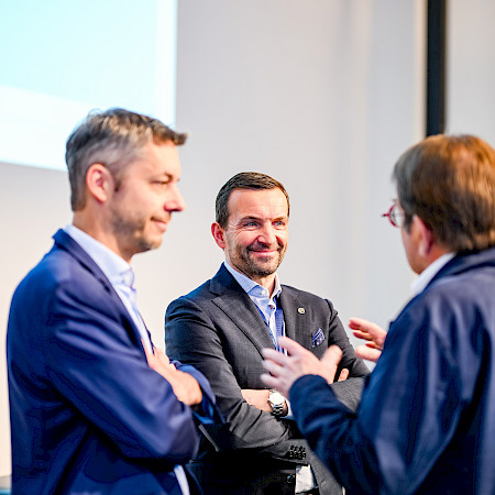 Dr. Ivan Tami, FMH Specialist in Hand surgery, Orthopaedic surgery and Traumatology, Clinica Ars Medica