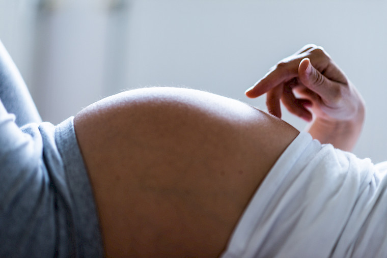 Une femme enceinte
